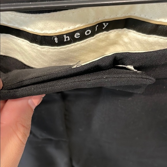 Theory pants size 2 - Picture 2 of 2